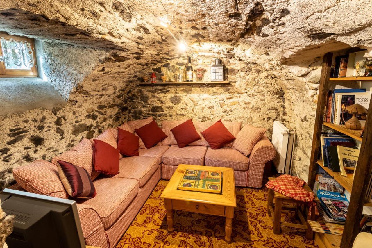 Chalet Pele - Alpes Travel - Central Chamonix - Sleeps 11 Exteriör bild